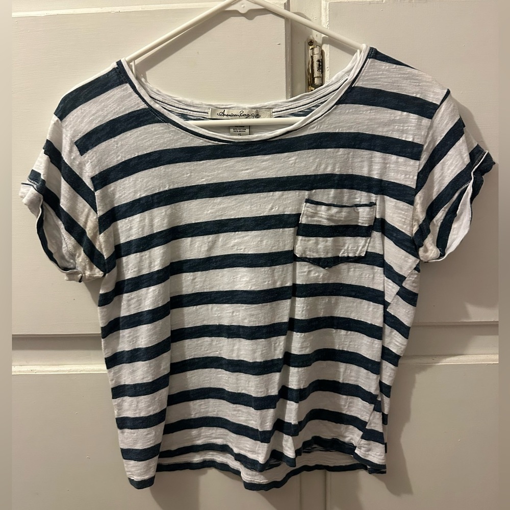 Cropped Striped T-Shirt. Blue and White. Size Small